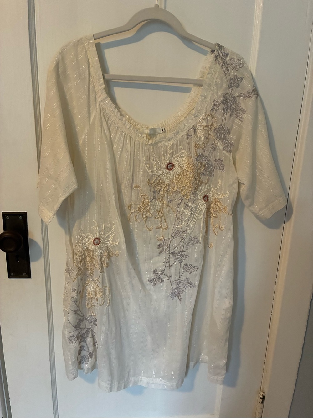 Johnny Was Ivory Metallic Embroidered Floral Tunic